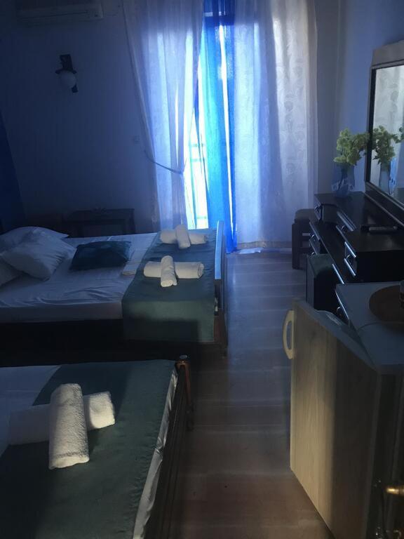 Angela - Zoi Rooms Skiathos-stad Buitenkant foto