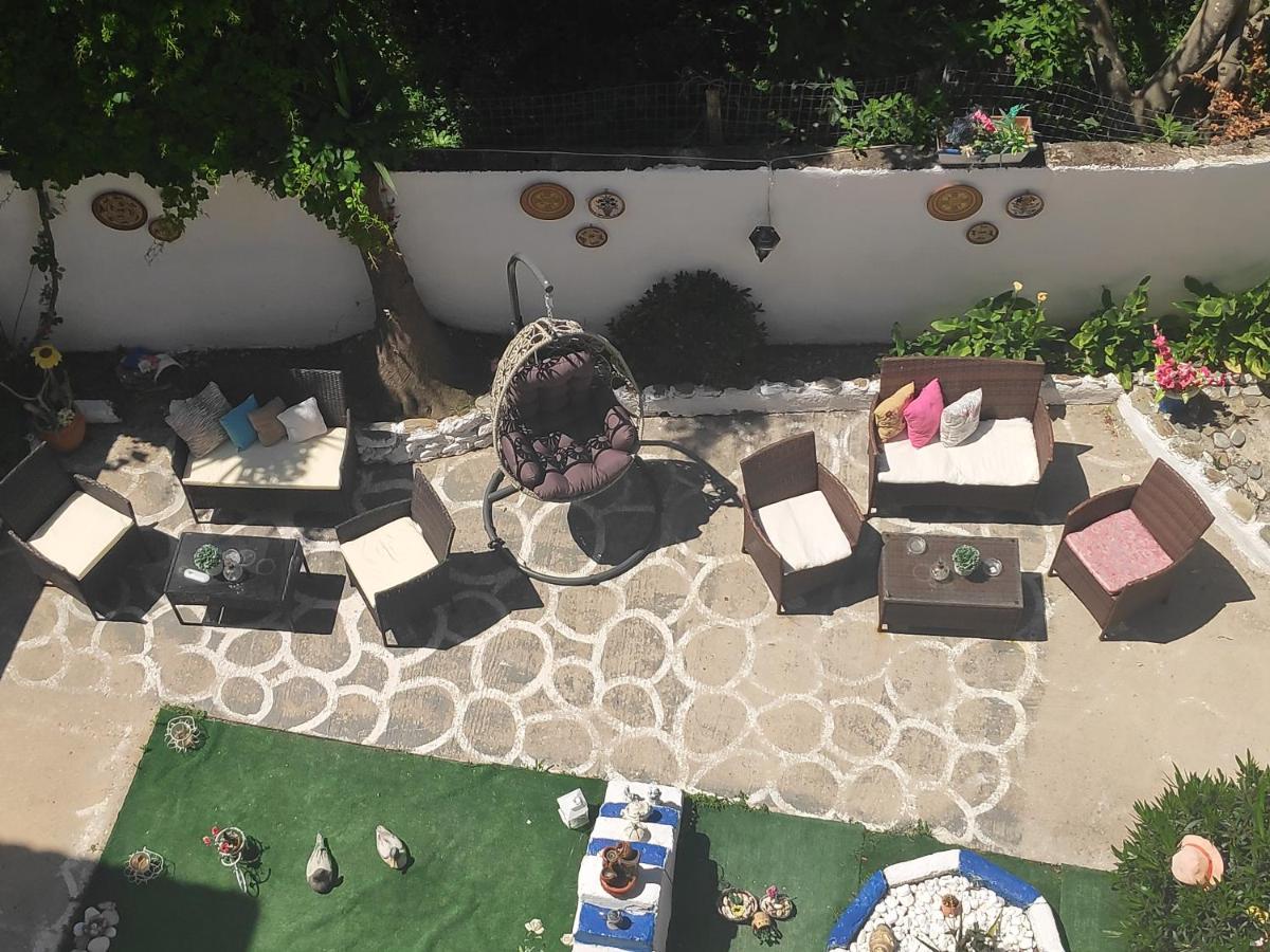 Angela - Zoi Rooms Skiathos-stad Buitenkant foto