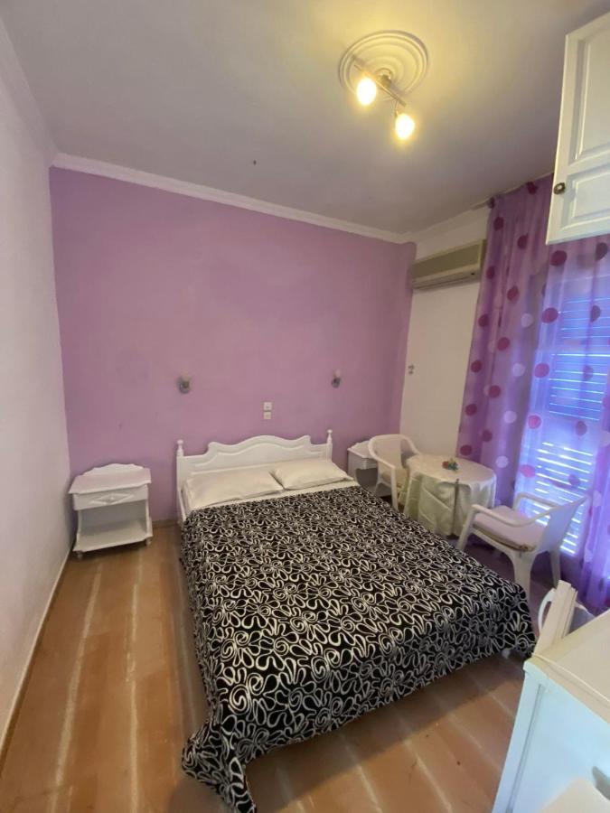 Angela - Zoi Rooms Skiathos-stad Buitenkant foto