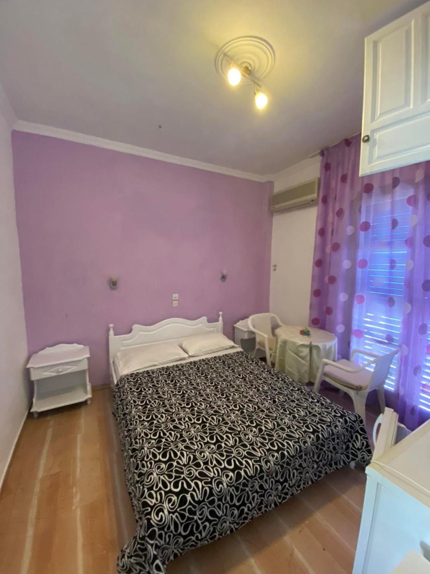 Angela - Zoi Rooms Skiathos-stad Kamer foto